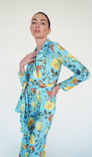 Load image into Gallery viewer, Capri suit
