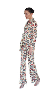 Biennale suit